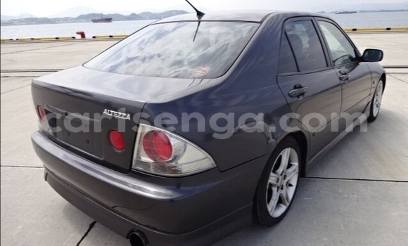 Nunua Ilio tumika Toyota Altezza Black Gari ndani ya Ezulwini nchini Hhohho Nunua Ilio tumika Toyota Altezza Black Gari ndani ya Ezulwini nchini Hhohho