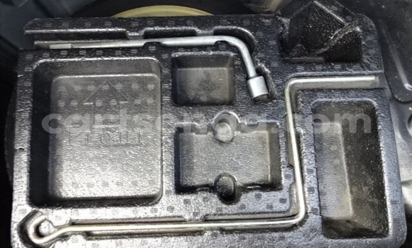 Nunua Ilio tumika Toyota Altezza Black Gari ndani ya Ezulwini nchini Hhohho Nunua Ilio tumika Toyota Altezza Black Gari ndani ya Ezulwini nchini Hhohho