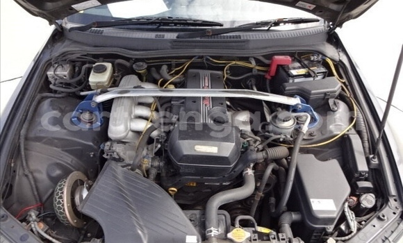 Nunua Ilio tumika Toyota Altezza Black Gari ndani ya Ezulwini nchini Hhohho Nunua Ilio tumika Toyota Altezza Black Gari ndani ya Ezulwini nchini Hhohho