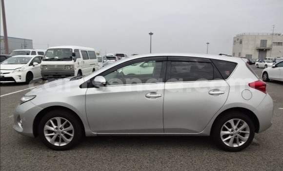 Nunua Ilio tumika Toyota Auris Silver Gari ndani ya Ezulwini nchini Hhohho Nunua Ilio tumika Toyota Auris Silver Gari ndani ya Ezulwini nchini Hhohho