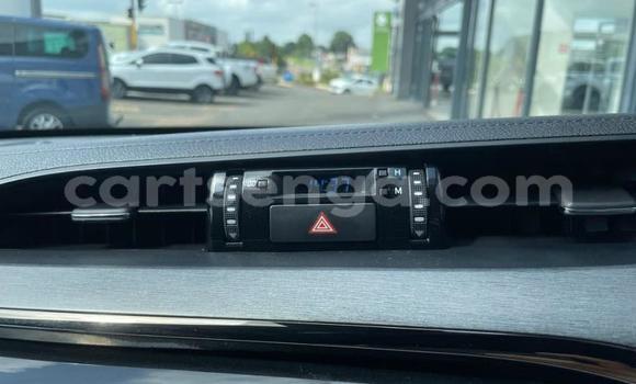 Buy Used Toyota Hilux White Car in Ezulwini in Hhohho Buy Used Toyota Hilux White Car in Ezulwini in Hhohho