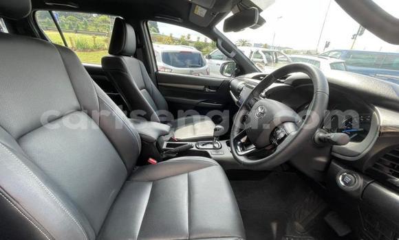Buy Used Toyota Hilux White Car in Ezulwini in Hhohho Buy Used Toyota Hilux White Car in Ezulwini in Hhohho
