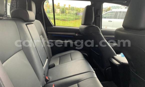 Buy Used Toyota Hilux White Car in Ezulwini in Hhohho Buy Used Toyota Hilux White Car in Ezulwini in Hhohho