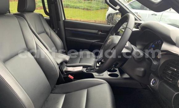 Buy Used Toyota Hilux White Car in Ezulwini in Hhohho Buy Used Toyota Hilux White Car in Ezulwini in Hhohho