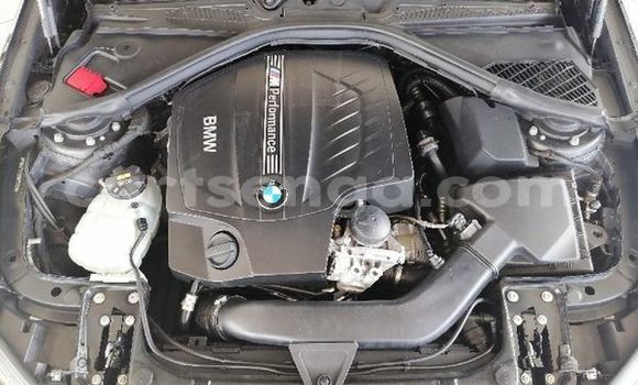 Nunua Ilio tumika BMW 1-Series Black Gari ndani ya Ezulwini nchini Hhohho Nunua Ilio tumika BMW 1-Series Black Gari ndani ya Ezulwini nchini Hhohho
