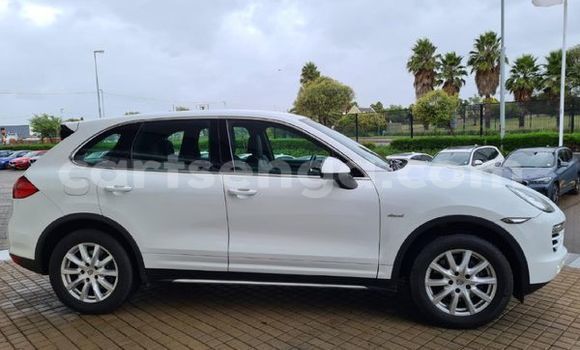 Acheter Occasion Voiture Porsche Cayenne Blanc à Ezulwini, Hhohho Acheter Occasion Voiture Porsche Cayenne Blanc à Ezulwini, Hhohho