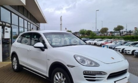 Acheter Occasion Voiture Porsche Cayenne Blanc à Ezulwini, Hhohho Acheter Occasion Voiture Porsche Cayenne Blanc à Ezulwini, Hhohho