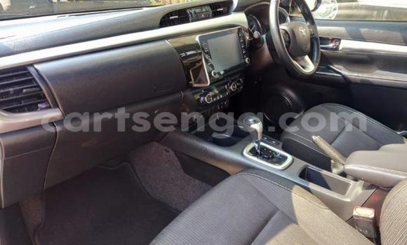 Nunua Ilio tumika Toyota Hilux White Gari ndani ya Ezulwini nchini Hhohho Nunua Ilio tumika Toyota Hilux White Gari ndani ya Ezulwini nchini Hhohho