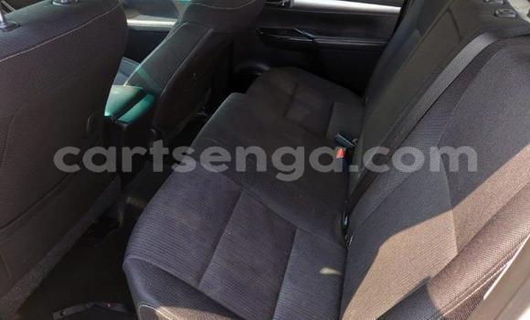 Nunua Ilio tumika Toyota Hilux White Gari ndani ya Ezulwini nchini Hhohho Nunua Ilio tumika Toyota Hilux White Gari ndani ya Ezulwini nchini Hhohho