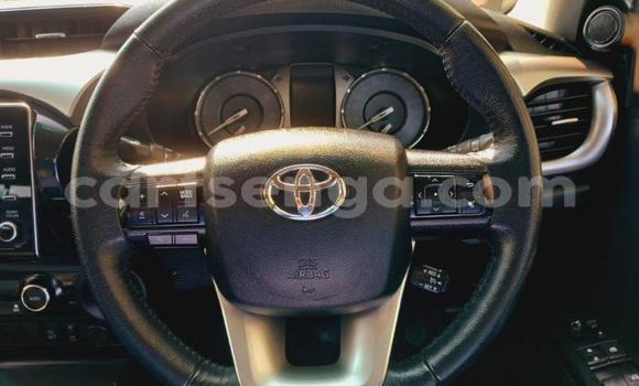 Nunua Ilio tumika Toyota Hilux White Gari ndani ya Ezulwini nchini Hhohho Nunua Ilio tumika Toyota Hilux White Gari ndani ya Ezulwini nchini Hhohho