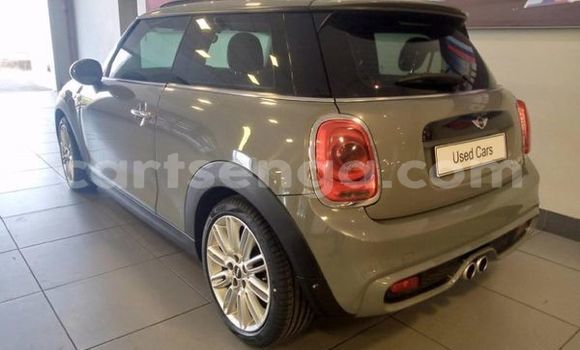 Nunua Ilio tumika MINI Cooper Other Gari ndani ya Ezulwini nchini Hhohho Nunua Ilio tumika MINI Cooper Other Gari ndani ya Ezulwini nchini Hhohho