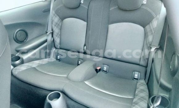 Nunua Ilio tumika MINI Cooper Other Gari ndani ya Ezulwini nchini Hhohho Nunua Ilio tumika MINI Cooper Other Gari ndani ya Ezulwini nchini Hhohho