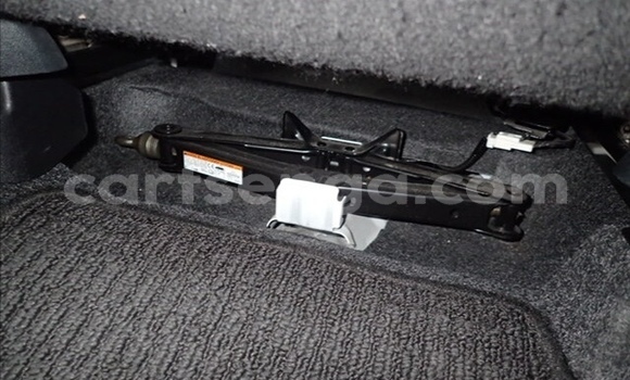 Nunua Ilio tumika Toyota Vitz White Gari ndani ya Ezulwini nchini Hhohho Nunua Ilio tumika Toyota Vitz White Gari ndani ya Ezulwini nchini Hhohho