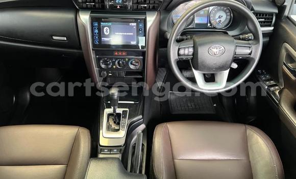 Nunua Ilio tumika Toyota Fortuner Silver Gari ndani ya Ezulwini nchini Hhohho Nunua Ilio tumika Toyota Fortuner Silver Gari ndani ya Ezulwini nchini Hhohho