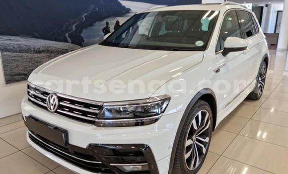 Buy Used Volkswagen Tiguan White Car in Ezulwini in Hhohho