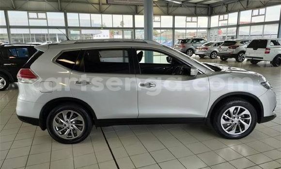 Buy Used Nissan X–Trail Silver Car in Ezulwini in Hhohho Buy Used Nissan X–Trail Silver Car in Ezulwini in Hhohho