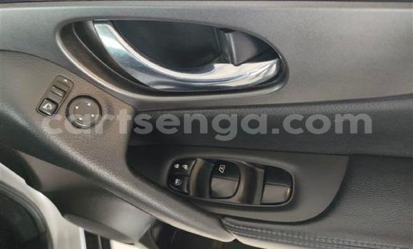 Buy Used Nissan X–Trail Silver Car in Ezulwini in Hhohho Buy Used Nissan X–Trail Silver Car in Ezulwini in Hhohho