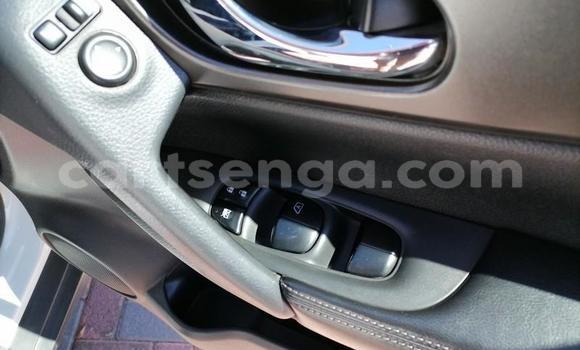 Nunua Ilio tumika Nissan X–Trail White Gari ndani ya Bulembu nchini Hhohho Nunua Ilio tumika Nissan X–Trail White Gari ndani ya Bulembu nchini Hhohho