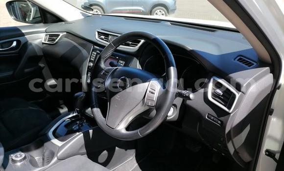 Nunua Ilio tumika Nissan X–Trail White Gari ndani ya Bulembu nchini Hhohho Nunua Ilio tumika Nissan X–Trail White Gari ndani ya Bulembu nchini Hhohho