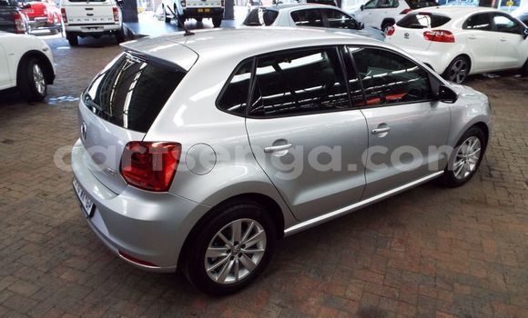 Nunua Ilio tumika Volkswagen Polo Silver Gari ndani ya Hluti nchini Wilaya ya Shiselweni Nunua Ilio tumika Volkswagen Polo Silver Gari ndani ya Hluti nchini Wilaya ya Shiselweni