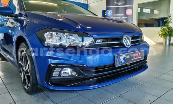 Buy Used Volkswagen Polo Blue Car in Ezulwini in Hhohho Buy Used Volkswagen Polo Blue Car in Ezulwini in Hhohho