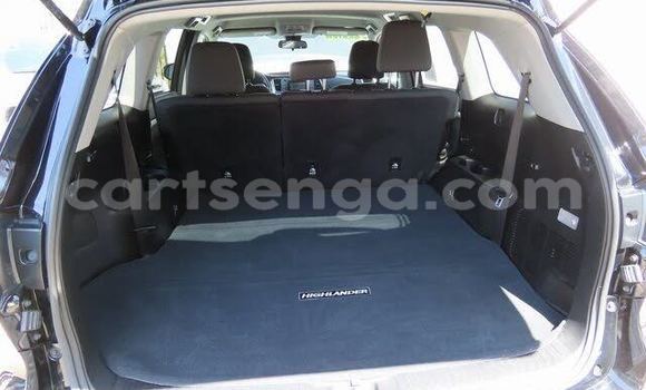 Nunua Imported Toyota Highlander Black Gari ndani ya Ezulwini nchini Hhohho Nunua Imported Toyota Highlander Black Gari ndani ya Ezulwini nchini Hhohho