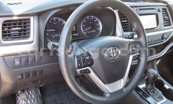 Nunua Imported Toyota Highlander Black Gari ndani ya Ezulwini nchini Hhohho Nunua Imported Toyota Highlander Black Gari ndani ya Ezulwini nchini Hhohho