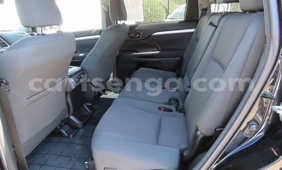 Nunua Imported Toyota Highlander Black Gari ndani ya Ezulwini nchini Hhohho Nunua Imported Toyota Highlander Black Gari ndani ya Ezulwini nchini Hhohho