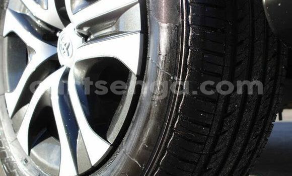 Nunua Imported Toyota RAV4 White Gari ndani ya Ezulwini nchini Hhohho Nunua Imported Toyota RAV4 White Gari ndani ya Ezulwini nchini Hhohho