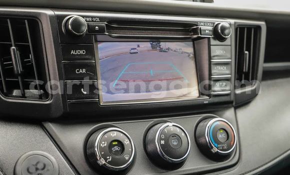 Nunua Imported Toyota RAV4 White Gari ndani ya Bhunya nchini Manzini Nunua Imported Toyota RAV4 White Gari ndani ya Bhunya nchini Manzini