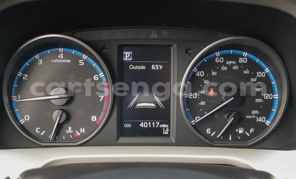 Nunua Imported Toyota RAV4 White Gari ndani ya Bhunya nchini Manzini Nunua Imported Toyota RAV4 White Gari ndani ya Bhunya nchini Manzini