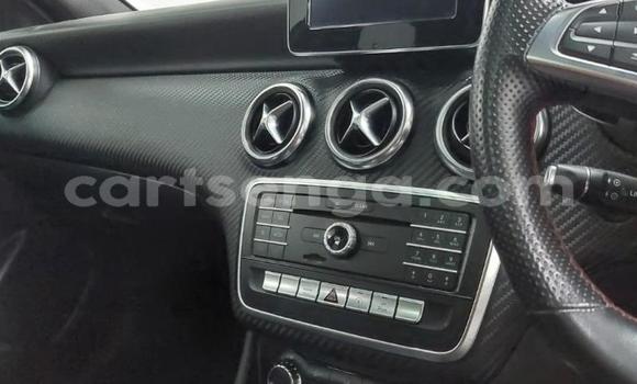 Nunua Ilio tumika Mercedes-Benz A200 Silver Gari ndani ya Bulembu nchini Hhohho Nunua Ilio tumika Mercedes-Benz A200 Silver Gari ndani ya Bulembu nchini Hhohho