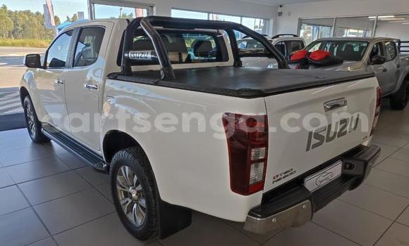 Buy Used Isuzu KB White Car in Ezulwini in Hhohho Buy Used Isuzu KB White Car in Ezulwini in Hhohho