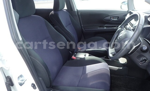Buy Used Toyota Wish White Car in Ezulwini in Hhohho Buy Used Toyota Wish White Car in Ezulwini in Hhohho