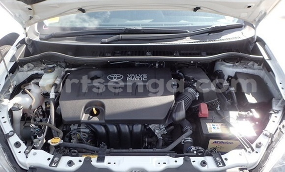 Buy Used Toyota Wish White Car in Ezulwini in Hhohho Buy Used Toyota Wish White Car in Ezulwini in Hhohho