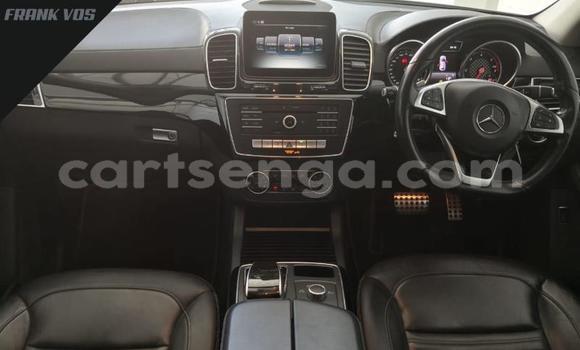 Nunua Ilio tumika Mercedes‒Benz M-klasse AMG White Gari ndani ya Big Bend nchini Wilaya ya Lubombo Nunua Ilio tumika Mercedes‒Benz M-klasse AMG White Gari ndani ya Big Bend nchini Wilaya ya Lubombo