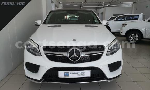 Nunua Ilio tumika Mercedes‒Benz M-klasse AMG White Gari ndani ya Big Bend nchini Wilaya ya Lubombo Nunua Ilio tumika Mercedes‒Benz M-klasse AMG White Gari ndani ya Big Bend nchini Wilaya ya Lubombo