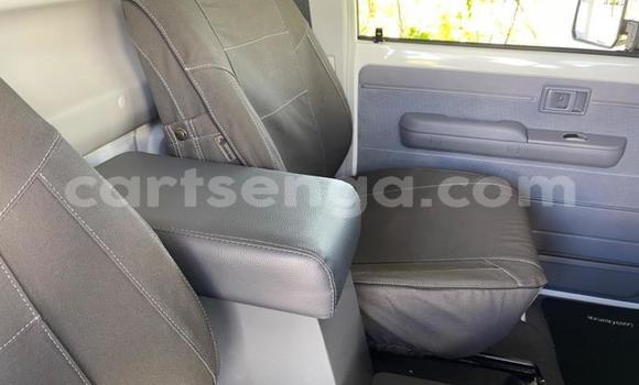 Buy Used Toyota Land Cruiser White Car in Big Bend in Lubombo District Buy Used Toyota Land Cruiser White Car in Big Bend in Lubombo District