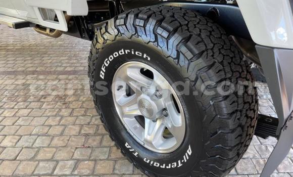 Buy Used Toyota Land Cruiser White Car in Big Bend in Lubombo District Buy Used Toyota Land Cruiser White Car in Big Bend in Lubombo District