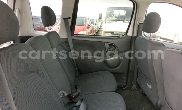 Acheter Occasion Voiture Toyota FunCargo Blanc à Big Bend, Lubombo District Acheter Occasion Voiture Toyota FunCargo Blanc à Big Bend, Lubombo District