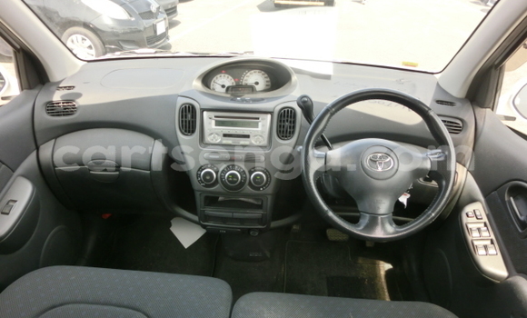 Acheter Occasion Voiture Toyota FunCargo Blanc à Big Bend, Lubombo District Acheter Occasion Voiture Toyota FunCargo Blanc à Big Bend, Lubombo District