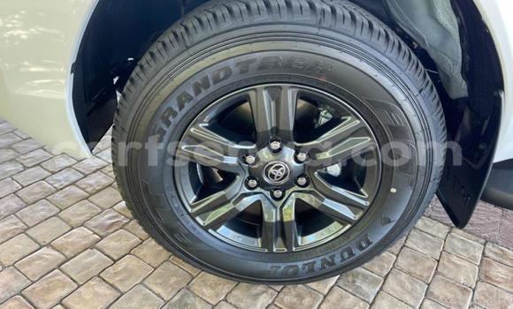 Nunua Ilio tumika Toyota Hilux White Gari ndani ya Big Bend nchini Wilaya ya Lubombo Nunua Ilio tumika Toyota Hilux White Gari ndani ya Big Bend nchini Wilaya ya Lubombo