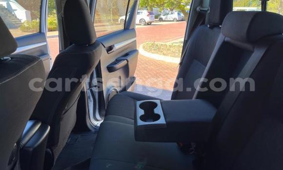 Nunua Ilio tumika Toyota Hilux White Gari ndani ya Big Bend nchini Wilaya ya Lubombo Nunua Ilio tumika Toyota Hilux White Gari ndani ya Big Bend nchini Wilaya ya Lubombo