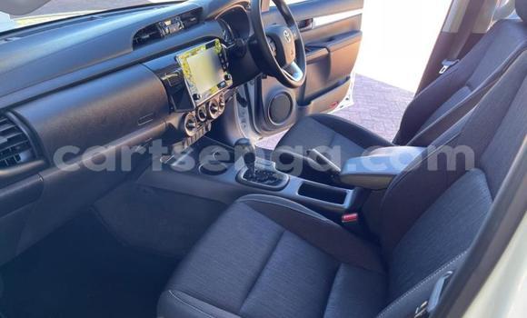 Nunua Ilio tumika Toyota Hilux White Gari ndani ya Big Bend nchini Wilaya ya Lubombo Nunua Ilio tumika Toyota Hilux White Gari ndani ya Big Bend nchini Wilaya ya Lubombo