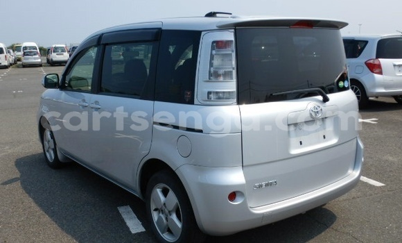 Nunua Ilio tumika Toyota Sienta Silver Gari ndani ya Ezulwini nchini Hhohho Nunua Ilio tumika Toyota Sienta Silver Gari ndani ya Ezulwini nchini Hhohho