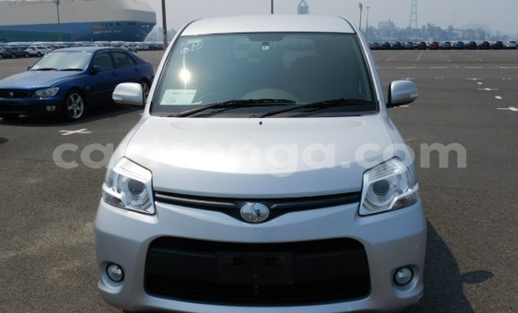 Nunua Ilio tumika Toyota Sienta Silver Gari ndani ya Ezulwini nchini Hhohho Nunua Ilio tumika Toyota Sienta Silver Gari ndani ya Ezulwini nchini Hhohho