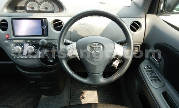 Nunua Ilio tumika Toyota Sienta Silver Gari ndani ya Ezulwini nchini Hhohho Nunua Ilio tumika Toyota Sienta Silver Gari ndani ya Ezulwini nchini Hhohho