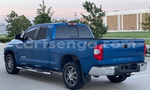 Nunua Imported Toyota Tundra Blue Gari ndani ya Ezulwini nchini Hhohho Nunua Imported Toyota Tundra Blue Gari ndani ya Ezulwini nchini Hhohho