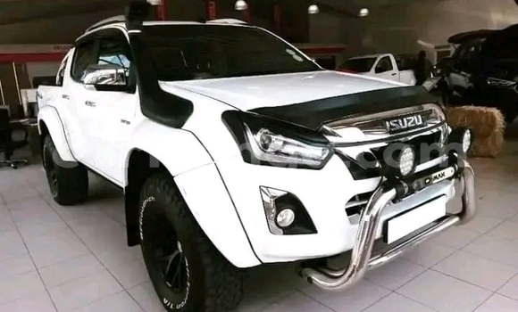 Buy Used Isuzu D–MAX White Car in Mbabane in Manzini Buy Used Isuzu D–MAX White Car in Mbabane in Manzini
