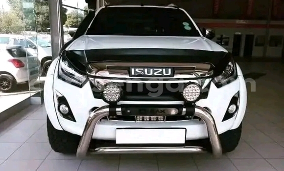 Buy Used Isuzu D–MAX White Car in Mbabane in Manzini Buy Used Isuzu D–MAX White Car in Mbabane in Manzini